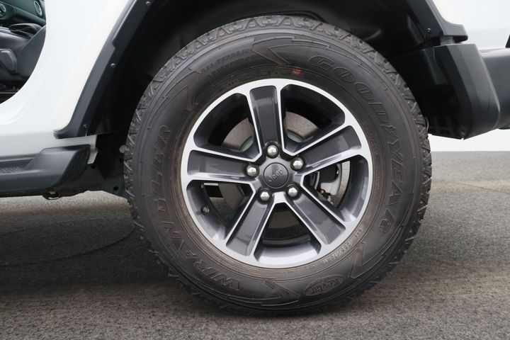 Used Car Image 6