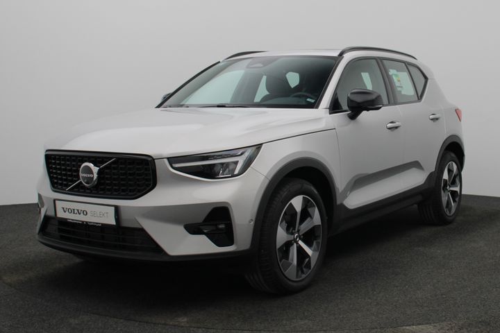 2024 XC40