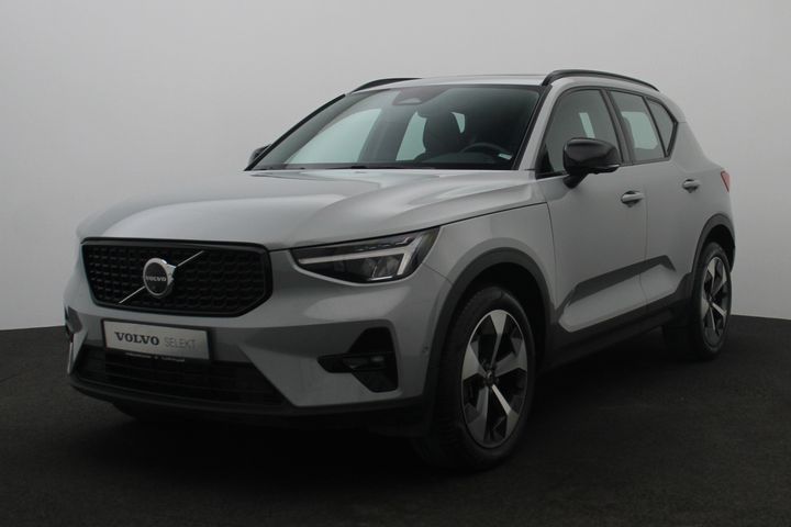 2024 XC40