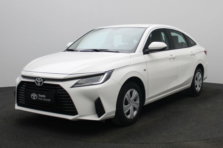 TOYOTA YARIS SEDAN E 