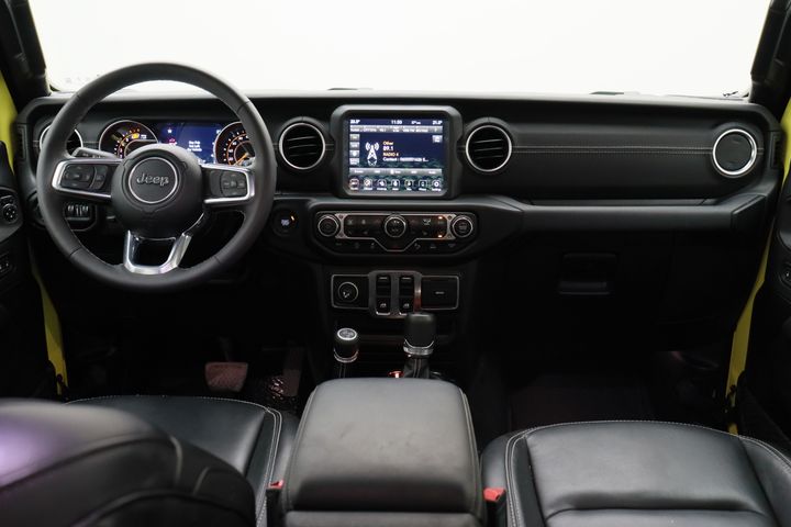 Used Car Image 8