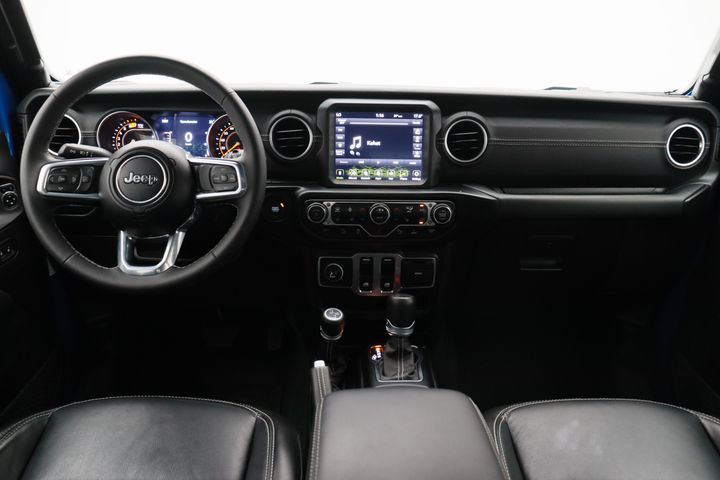 Used Car Image 9