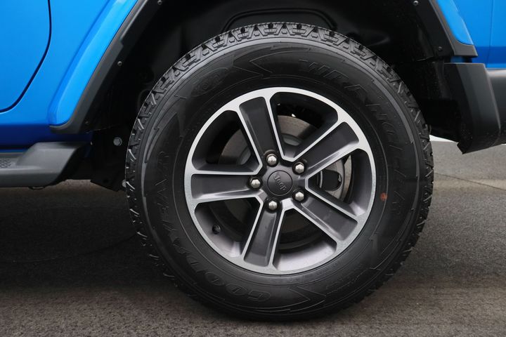 Used Car Image 6