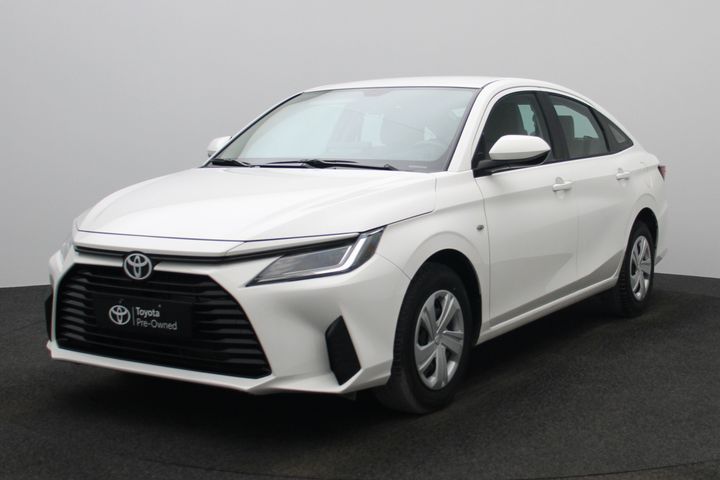 TOYOTA YARIS SEDAN E 