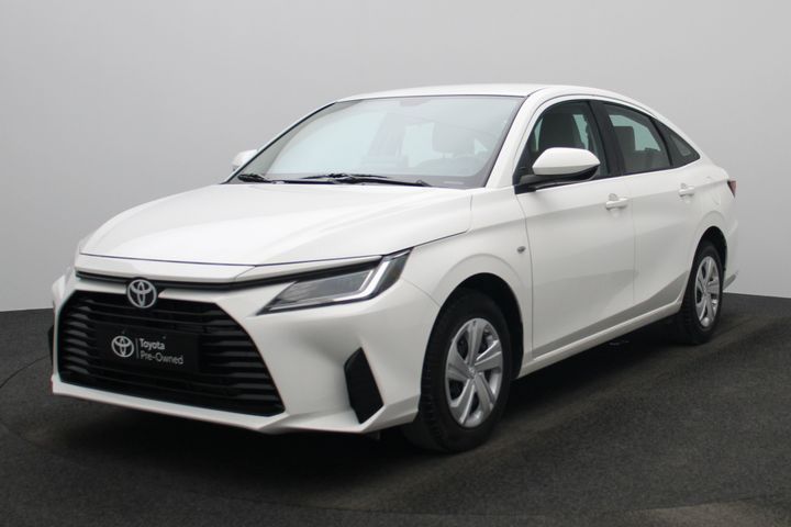TOYOTA YARIS SEDAN E 