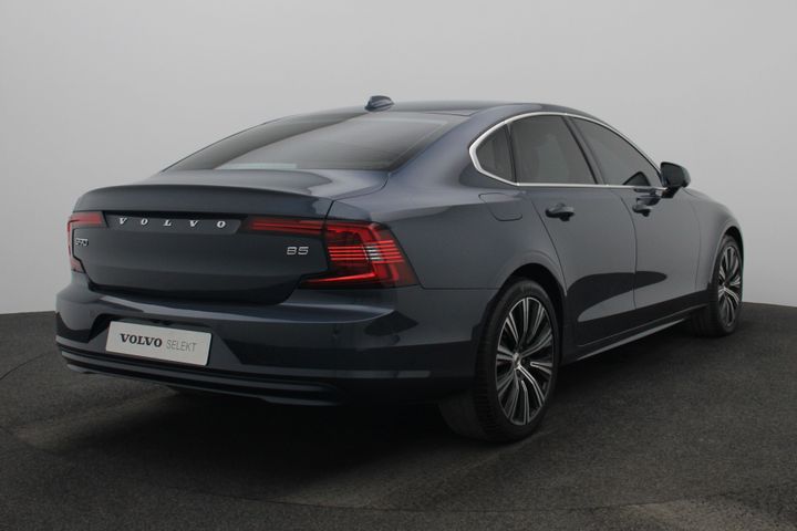Used Car Image 2