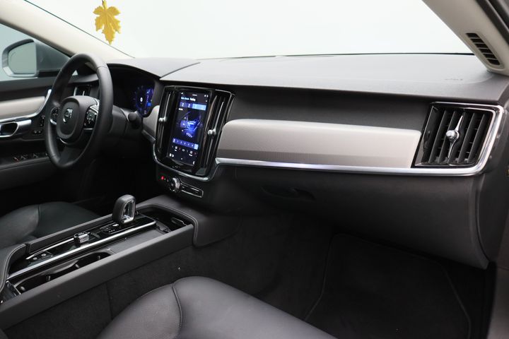 Used Car Image 8