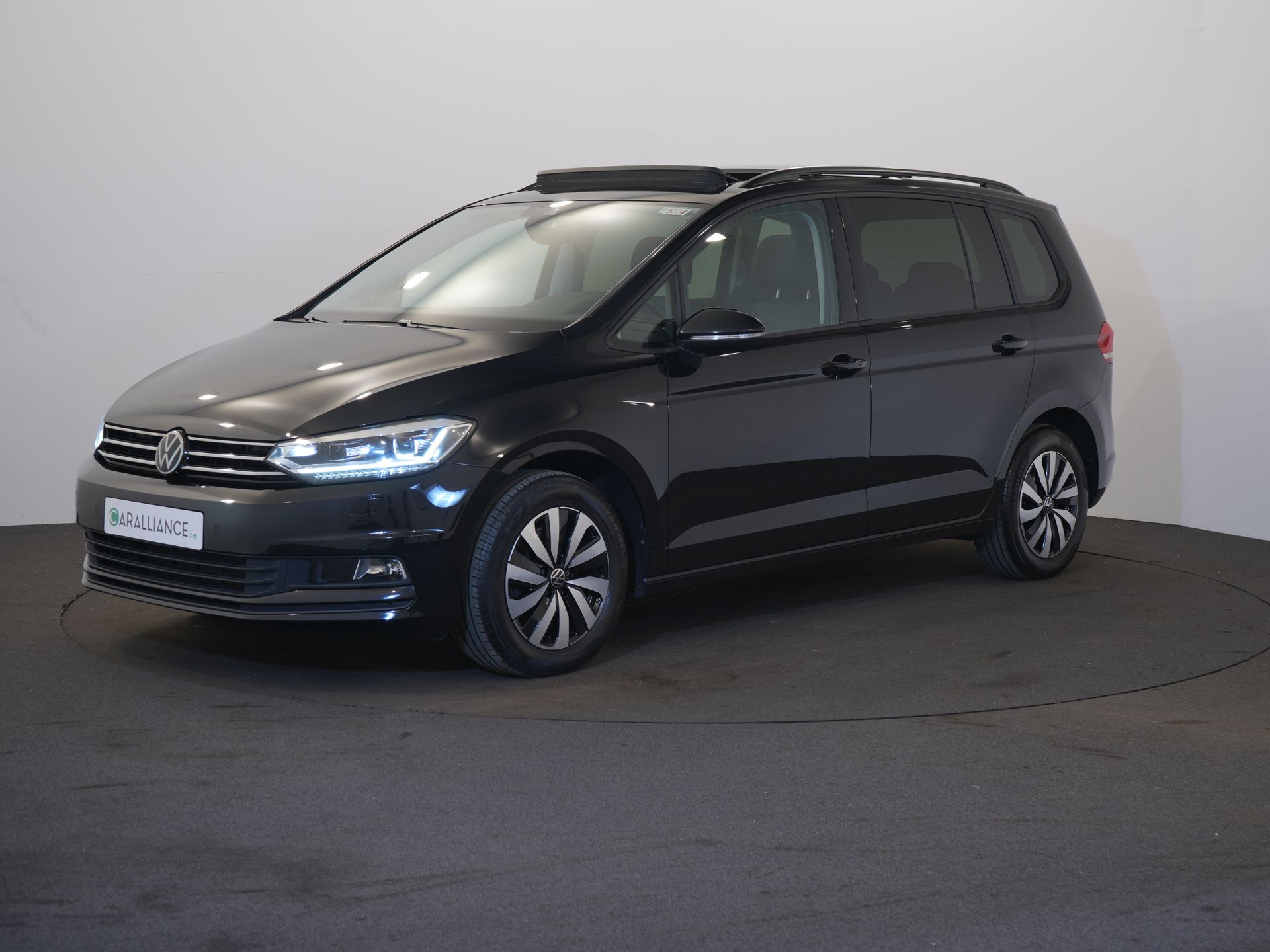 Volkswagen – Touran