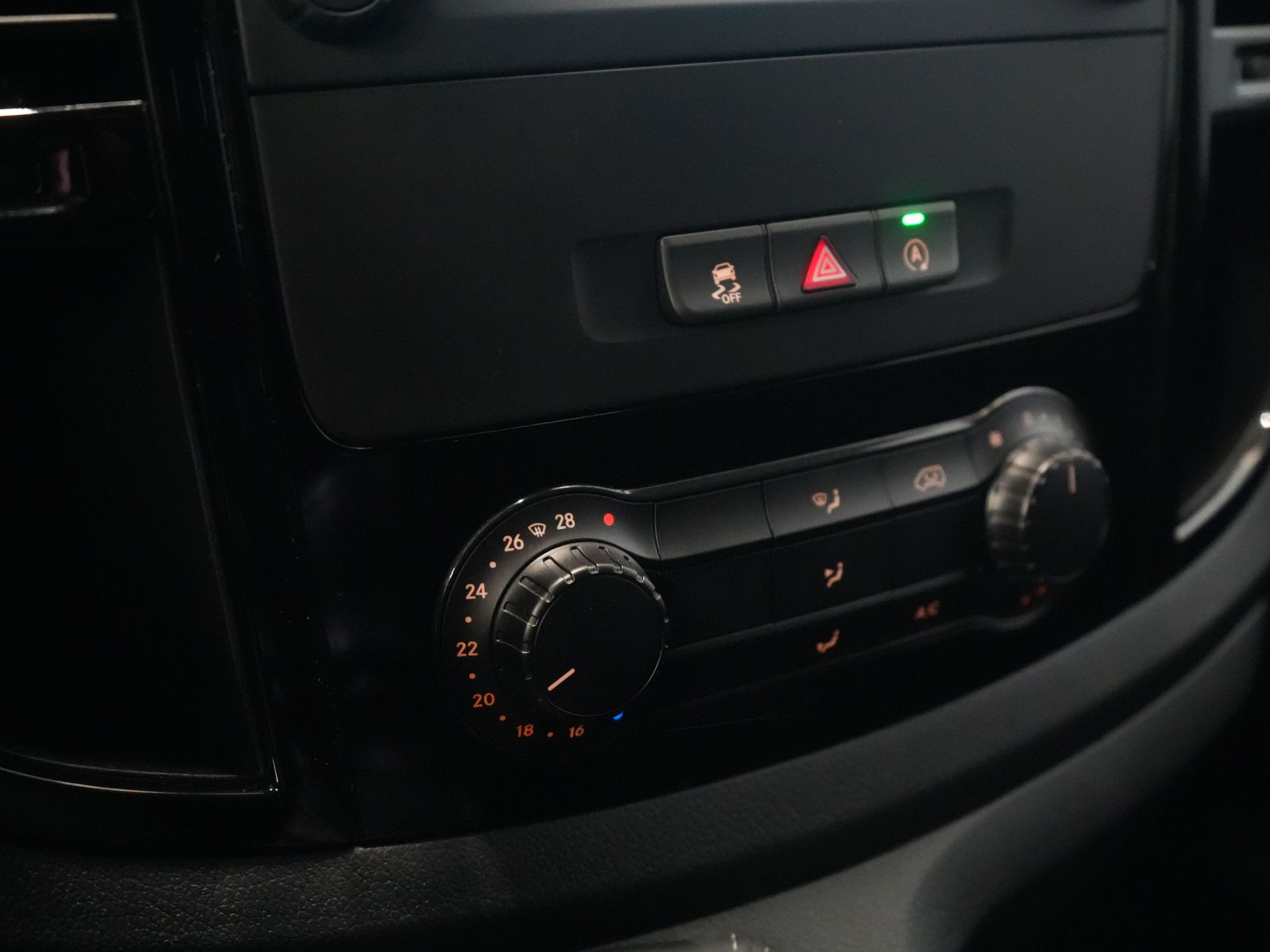 Mercedes-Benz Vito Van 114 CDI L2 BPM FREE! 270gr. Türen/ Sitzheizung/ Navi/ Carplay/ PDC/ Cruise/ Airco