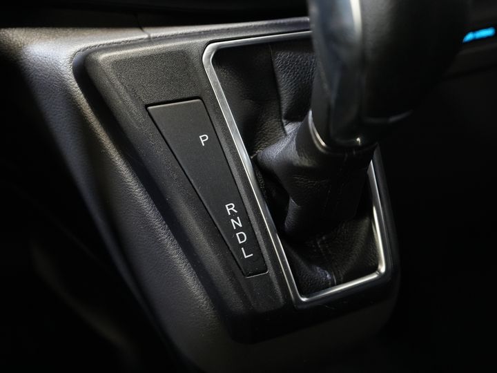 Ford Transit Custom Bestelbus 340 130 pk PHEV Trend BPM VRIJ! Plug-In/ Inrichting/ Carplay/ Stoelverw./ Cruise/ Camera/ PDC/ Airco