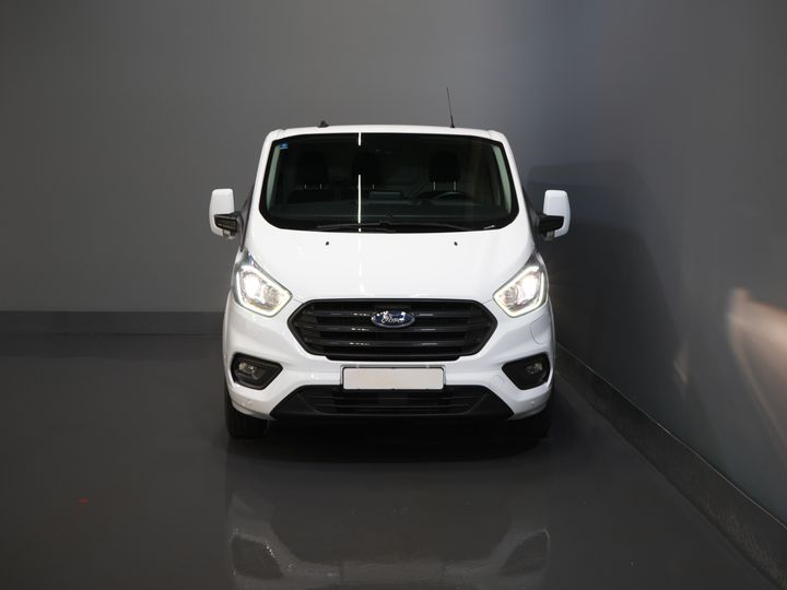 Ford Transit Custom Bestelbus 340 130 pk PHEV Trend BPM VRIJ! Plug-In/ Inrichting/ Carplay/ Stoelverw./ Cruise/ Camera/ PDC/ Airco