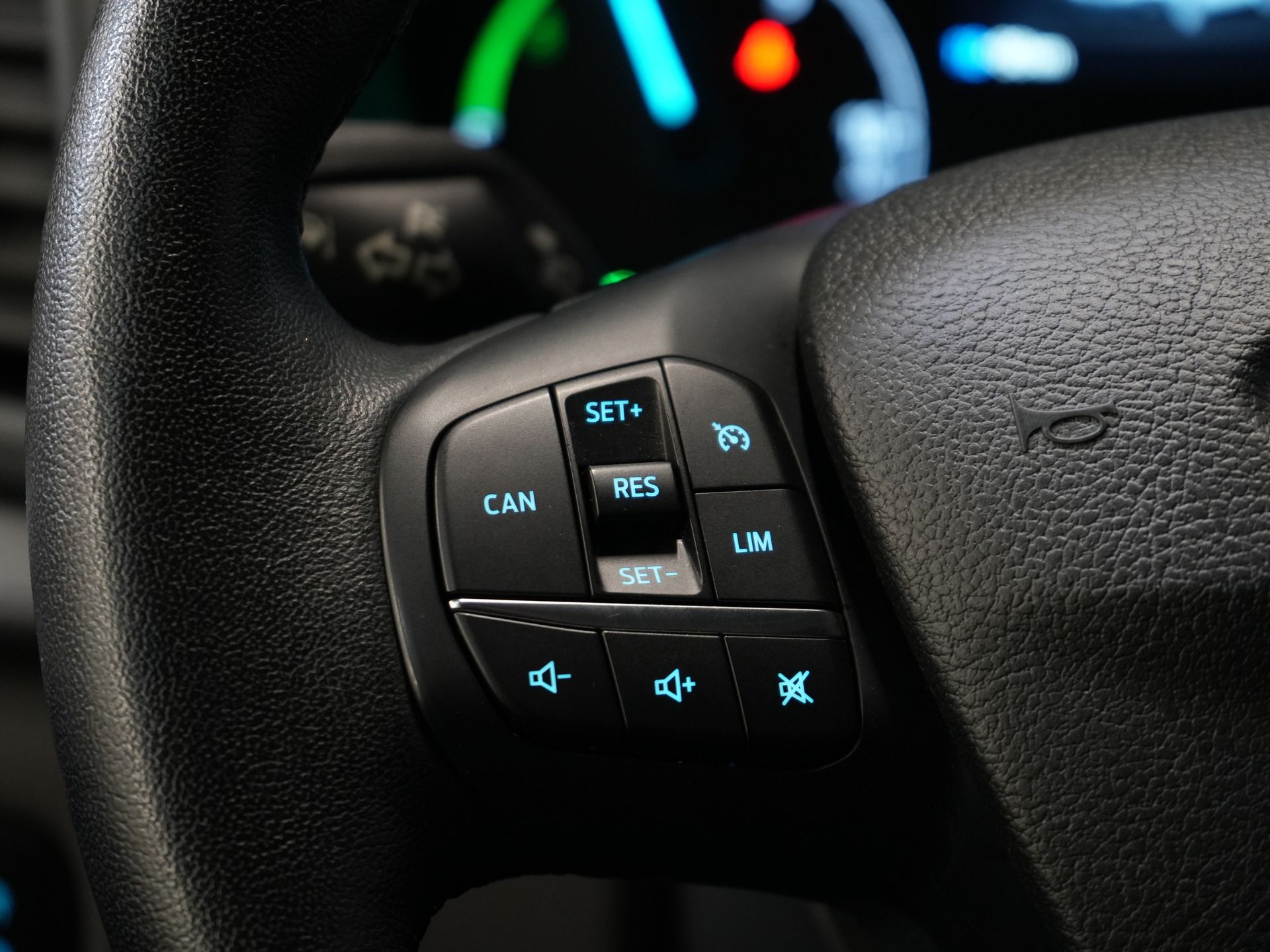 Ford Transit Custom Bestelbus 340 130 pk PHEV Trend BPM VRIJ! Plug-In/ Inrichting/ Carplay/ Stoelverw./ Cruise/ Camera/ PDC/ Airco