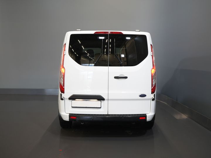 Ford Transit Custom Passenger Tourneo 2.0 TDCI €31,997.- z VAT/BPM Trend Combi/ Kombi/ 9 osobowy/ 9 P/ Cruise/ PDC/ Airco