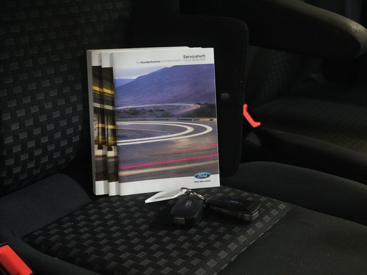 Ford Transit Custom Passenger Tourneo 2.0 TDCI €31,997.- z VAT/BPM Trend Combi/ Kombi/ 9 osobowy/ 9 P/ Cruise/ PDC/ Airco
