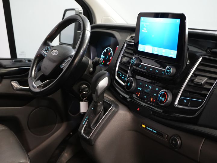 Ford Transit Custom Van 2.0 TDCI 170 cv Aut. L2 Limited DC Doppia Cabina EXPORT SOLO Cintura V.V/ Adapt.Cruise/ Bi-Xenon/ Pelle/ 2xPorte scorrevoli/ Elek.Seat/ 