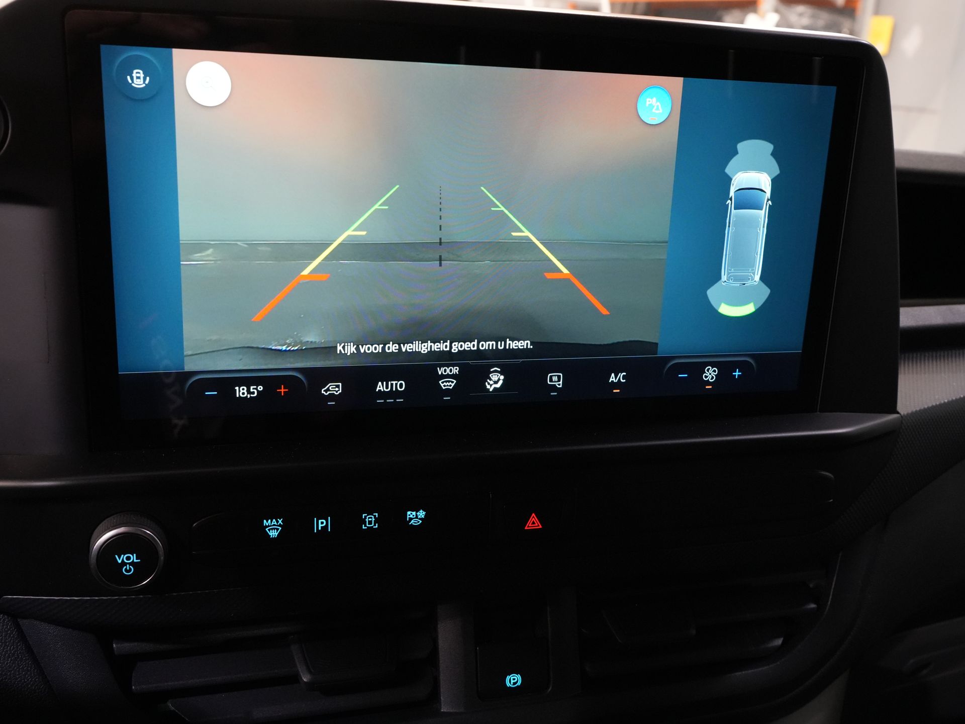 Ford Transit Custom Van 2.0 TDCI 136 к.с. L2 Trend LED/ Carplay/ Камера/ Клімат/ PDC/ Круїз
