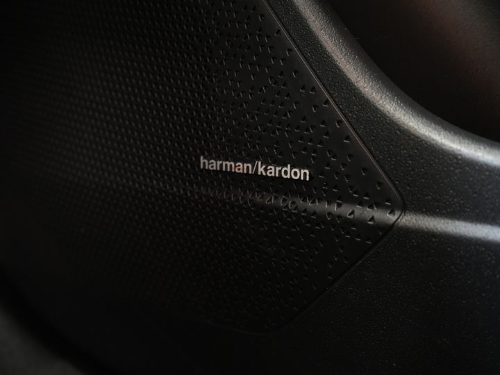 Kia Niro SUV 1.6 GDi PHEV Executive Line Dealer Serviced/ Harman Kardon/ Seatvent./ 18
