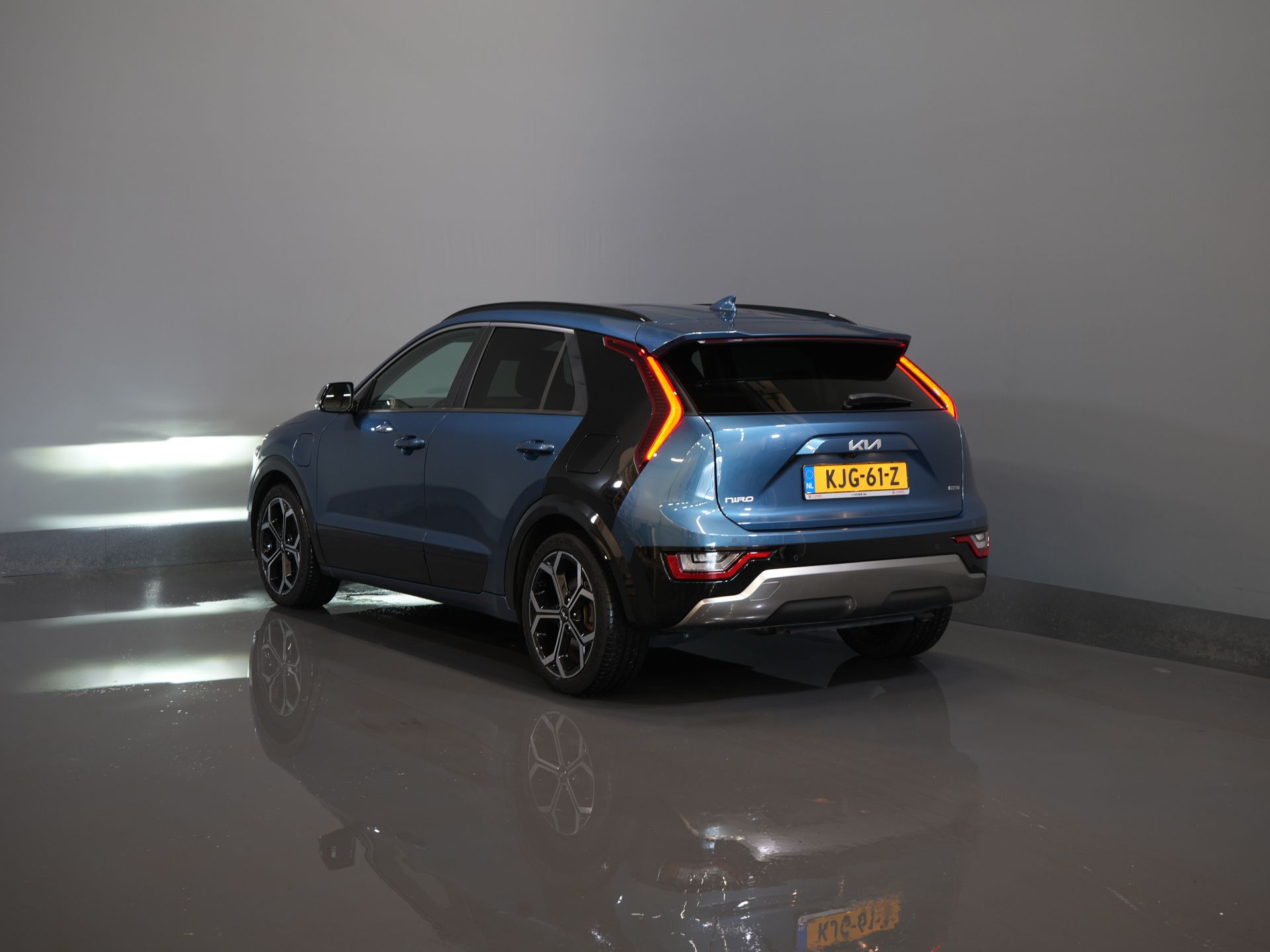 Kia Niro SUV 1.6 GDi PHEV Executive Line Dealer Serviced/ Harman Kardon/ Seatvent./ 18