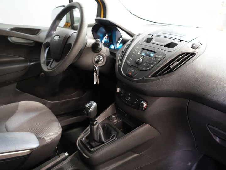 Ford Transit Courier Bestelbus 1.5 TDCI BPM VRIJ! Euro6/ NL Auto/ Dealer Ond./ Airco/ Trekhaak