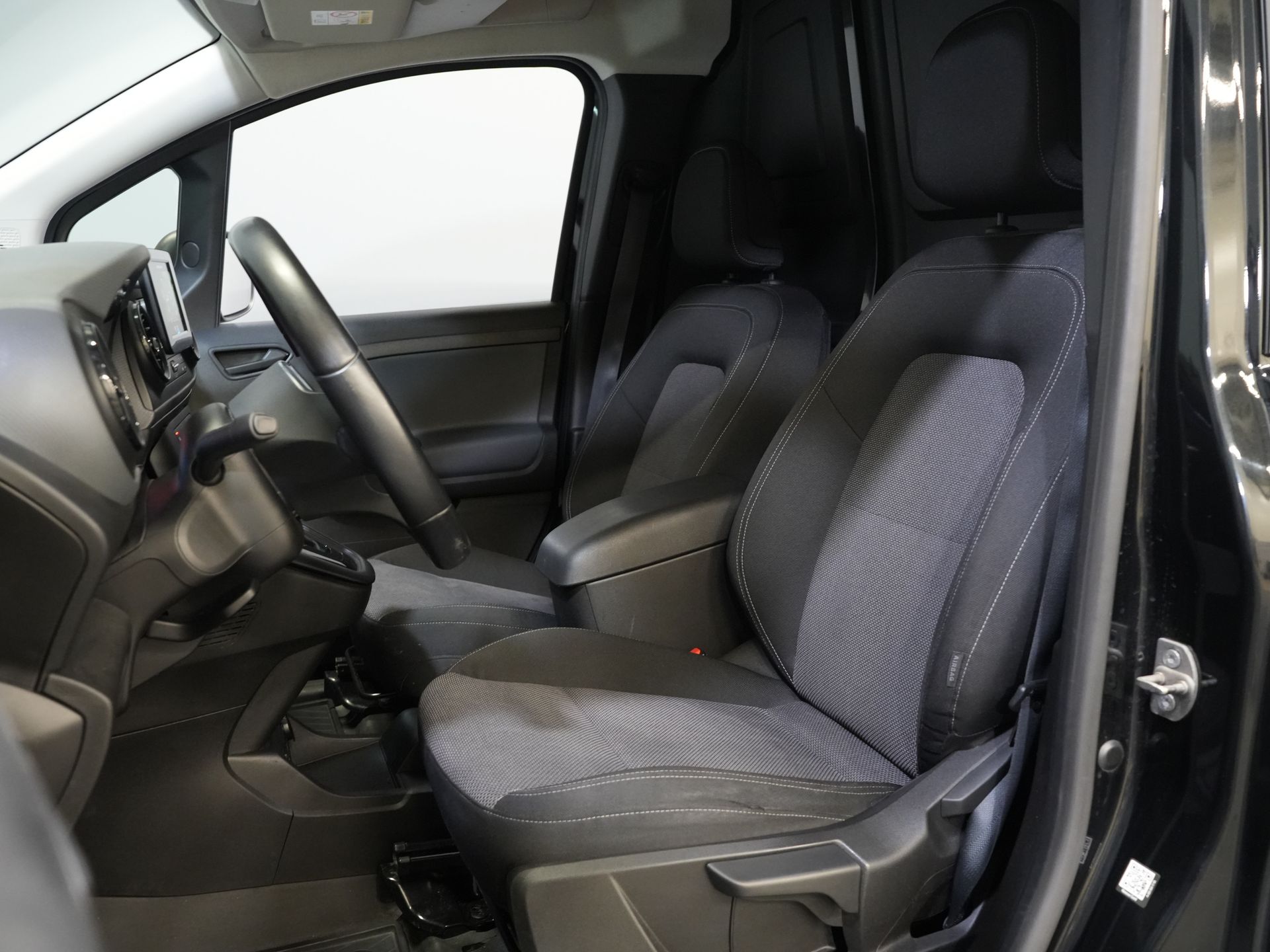 Mercedes-Benz Citan Lieferwagen 110 CDI Aut. LED/ Carplay/ Sitzheizung/ Klimaanlage/ Kamera/ 16