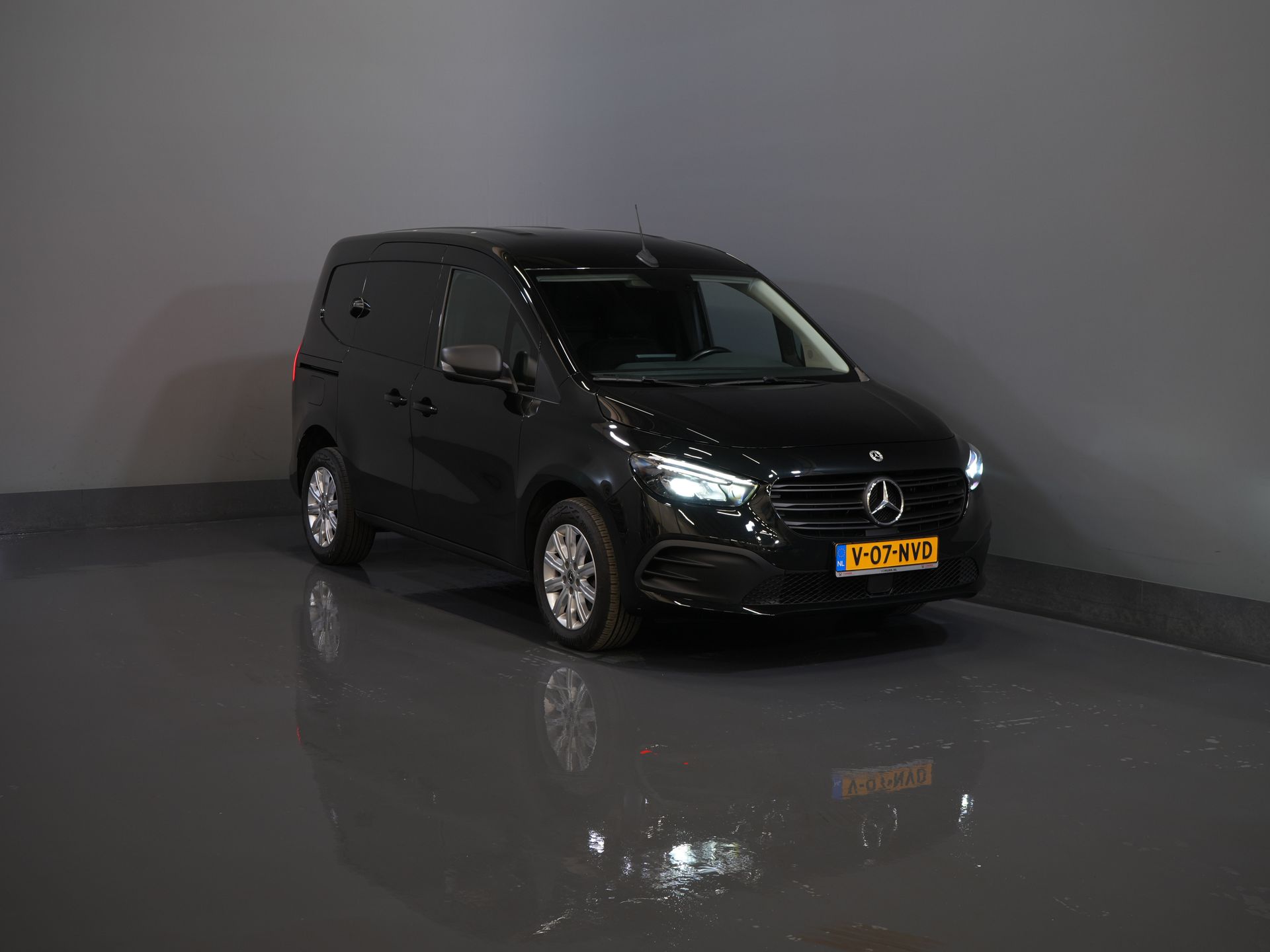 Mercedes-Benz Citan Lieferwagen 110 CDI Aut. LED/ Carplay/ Sitzheizung/ Klimaanlage/ Kamera/ 16