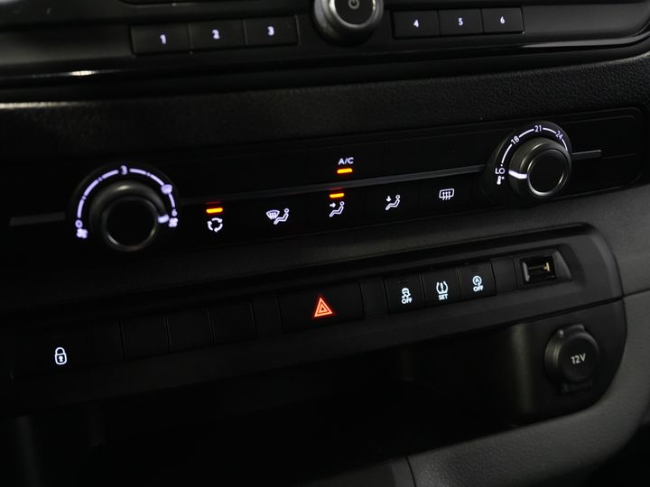 Citroën Jumpy Van 2.0 HDI 120 KM L3 DC Podwójna kabina BPM GRATIS! 2x Drzwi przesuwne/ 2,5t Urządzenie holownicze/ PDC/ Cruise/ Airco