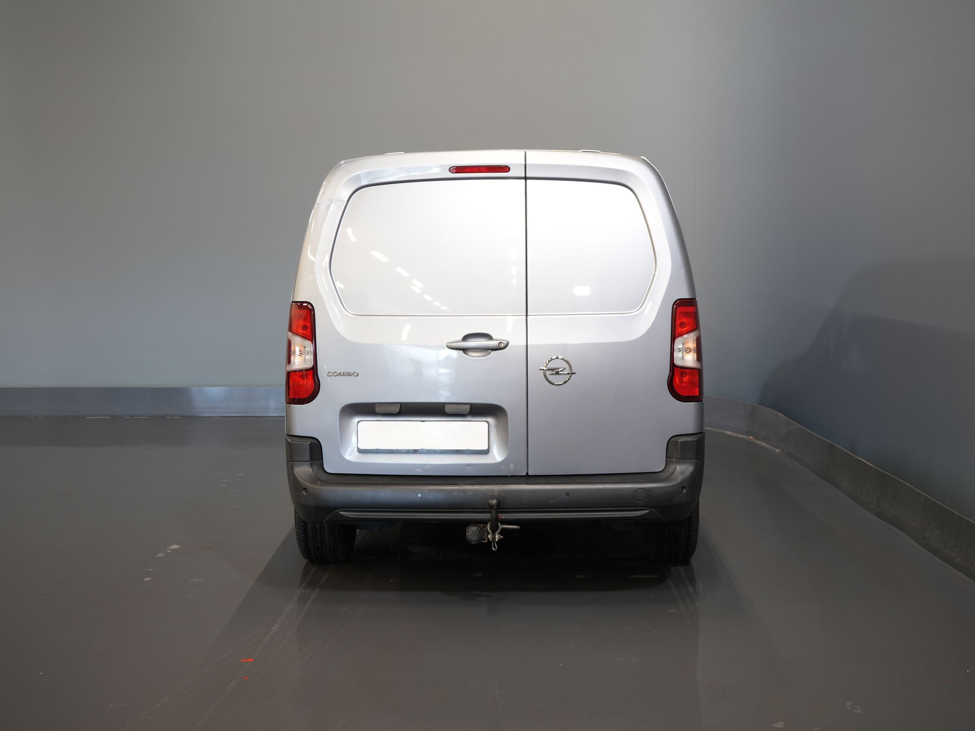 Opel Combo Van 1.5 CDTI 130 hp Aut. L2 BPM FREE! NL Auto/ Navi/ Keyless/ Carplay/ PDC/ Cruise/ Airco/ Anhängerkupplung
