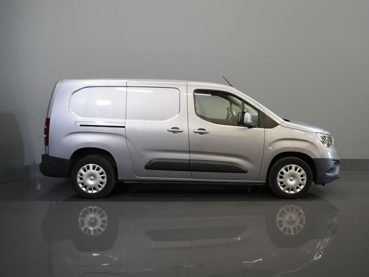 Opel Combo Van 1.5 CDTI 130 hp Aut. L2 BPM FREE! NL Auto/ Navi/ Keyless/ Carplay/ PDC/ Cruise/ Airco/ Anhängerkupplung