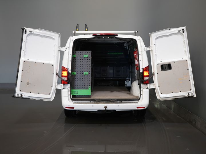 Mercedes-Benz Vito Van 119 CDI Aut. XL L3 LED/ Stand heater/ Seatverw./ Carplay/ Camera/ Towing hook/ PDC/ Cruise