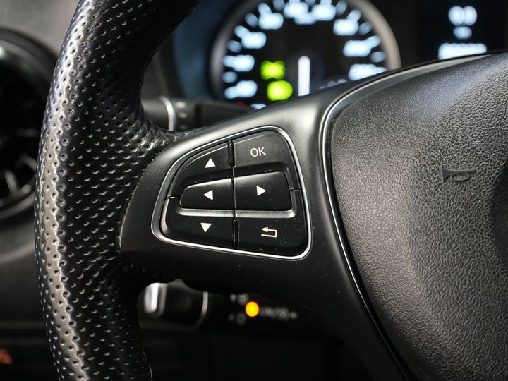 Mercedes-Benz Vito Van 119 CDI Aut. XL L3 LED/ Stand heater/ Seatverw./ Carplay/ Camera/ Towing hook/ PDC/ Cruise