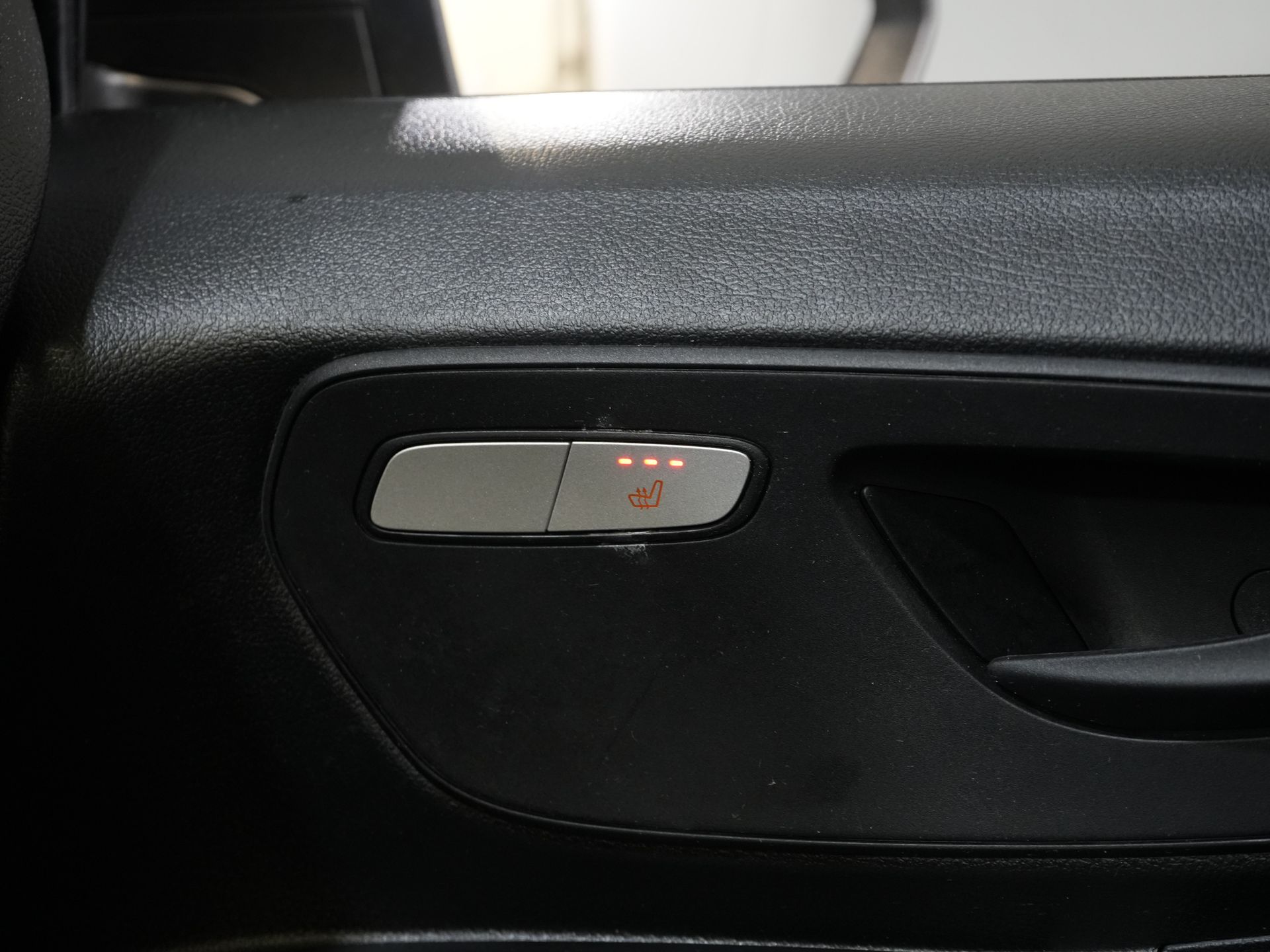 Mercedes-Benz Vito Van 119 CDI Aut. XL L3 LED/ Stand heater/ Seatverw./ Carplay/ Camera/ Towing hook/ PDC/ Cruise
