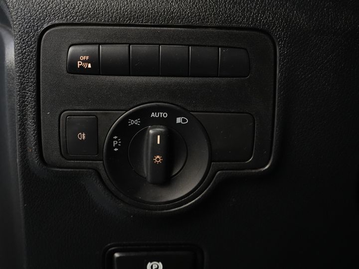 Mercedes-Benz Vito Van 119 CDI Aut. XL L3 LED/ Stand heater/ Seatverw./ Carplay/ Camera/ Towing hook/ PDC/ Cruise