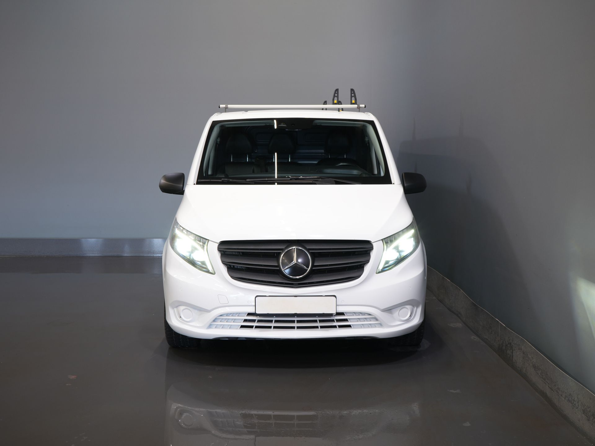Mercedes-Benz Vito Van 119 CDI Aut. XL L3 LED/ Stand heater/ Seatverw./ Carplay/ Camera/ Towing hook/ PDC/ Cruise