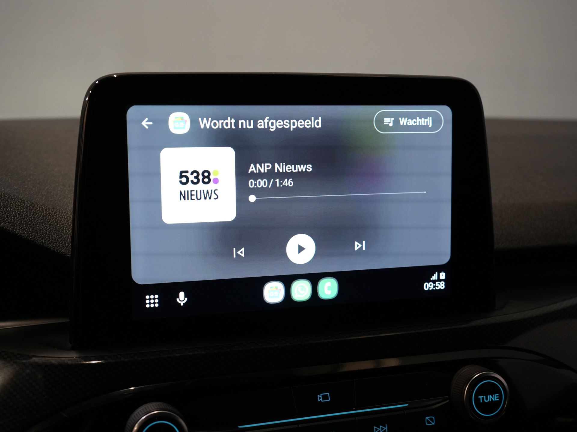 Ford Kuga SUV 2.5 PHEV 225 к.с. ST-Line LED/ Head-Up/ Adapt.cruise/ Підігрів підставки/ Keyless/ Elek.flap/ Stoelverwant/ Steeringverw./ Carplay/ Navi/ Clima