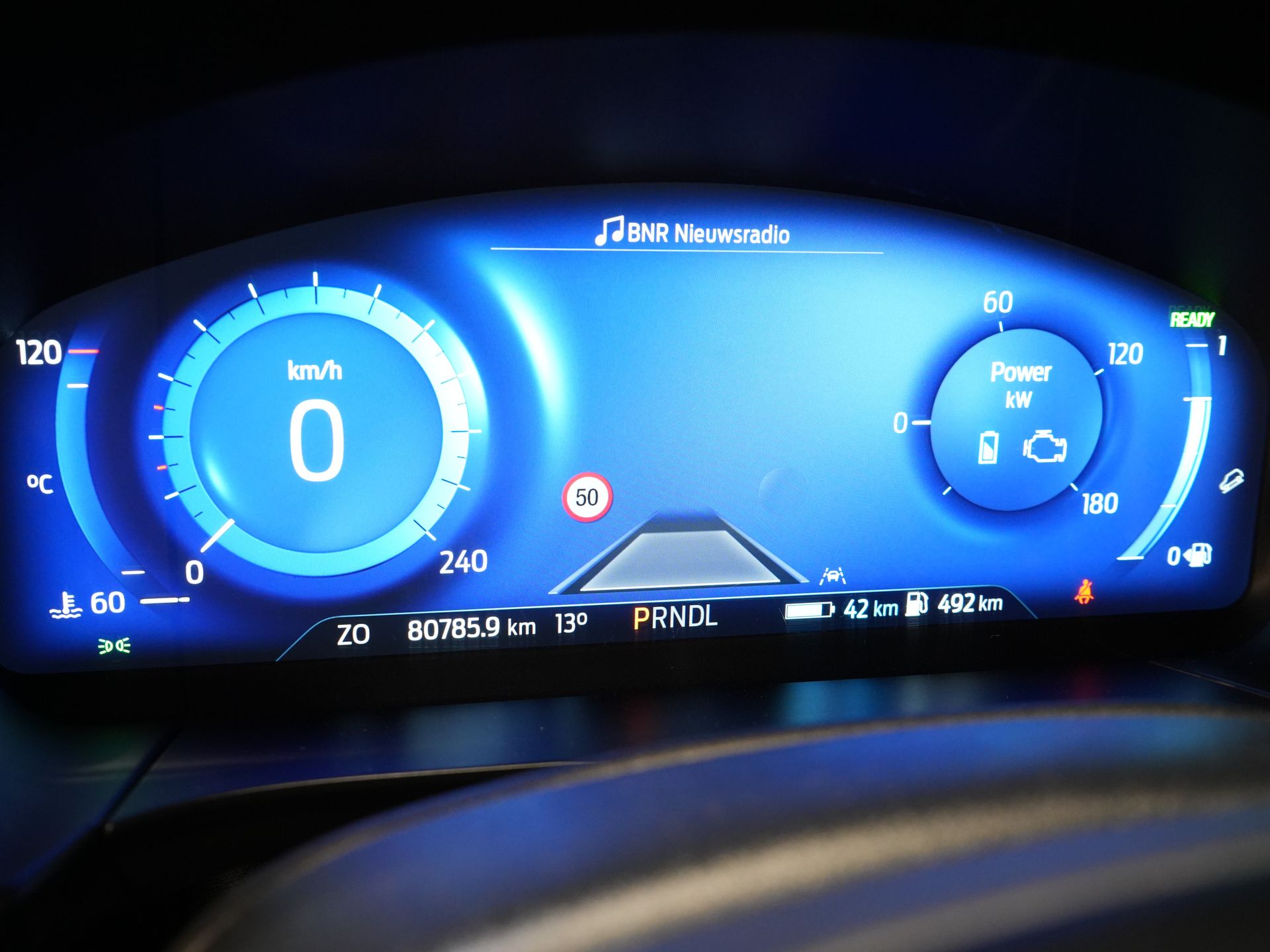 Ford Kuga SUV 2.5 PHEV 225 к.с. ST-Line LED/ Head-Up/ Adapt.cruise/ Підігрів підставки/ Keyless/ Elek.flap/ Stoelverwant/ Steeringverw./ Carplay/ Navi/ Clima