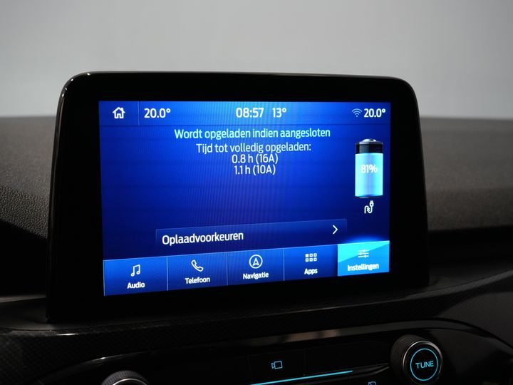 Ford Kuga SUV 2.5 PHEV 225 к.с. ST-Line LED/ Head-Up/ Adapt.cruise/ Підігрів підставки/ Keyless/ Elek.flap/ Stoelverwant/ Steeringverw./ Carplay/ Navi/ Clima