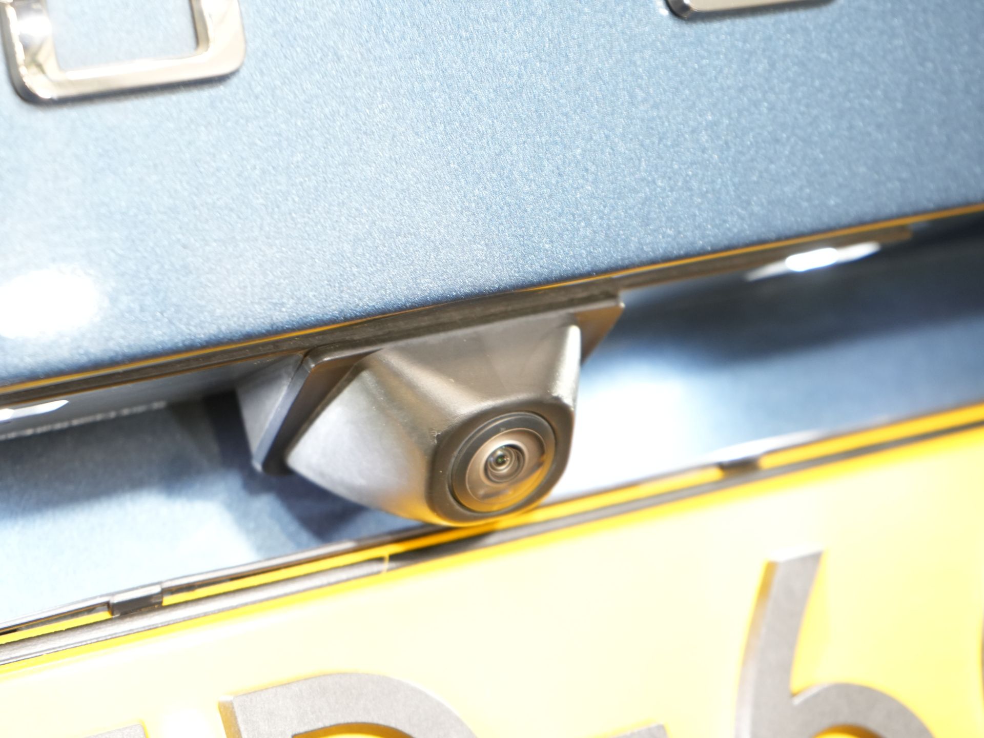 Ford Kuga SUV 2.5 PHEV 225 к.с. ST-Line LED/ Head-Up/ Adapt.cruise/ Підігрів підставки/ Keyless/ Elek.flap/ Stoelverwant/ Steeringverw./ Carplay/ Navi/ Clima