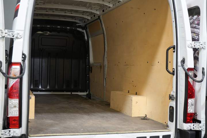 Opel Movano Van 2.3 CDTI 130 KM L4H2 RWD DEMO 2.5t Trekverm./ Airco/ Sidebars