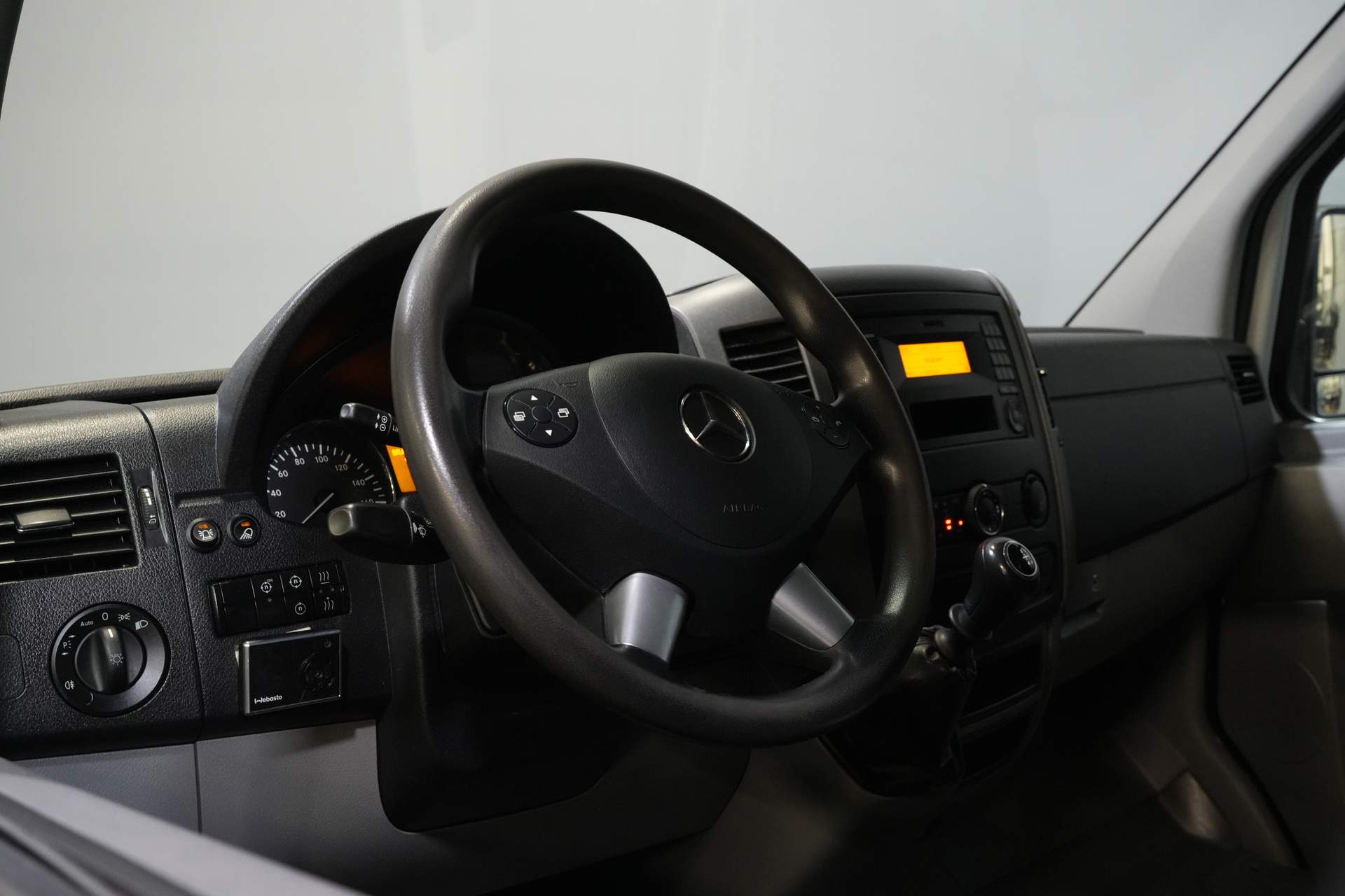Mercedes-Benz Sprinter Vans 2.2 CDI 316 L2H2 DEMO 3.5t remorcare / Xenon / Stand de încălzire / Seatverw./ Gev.Seats