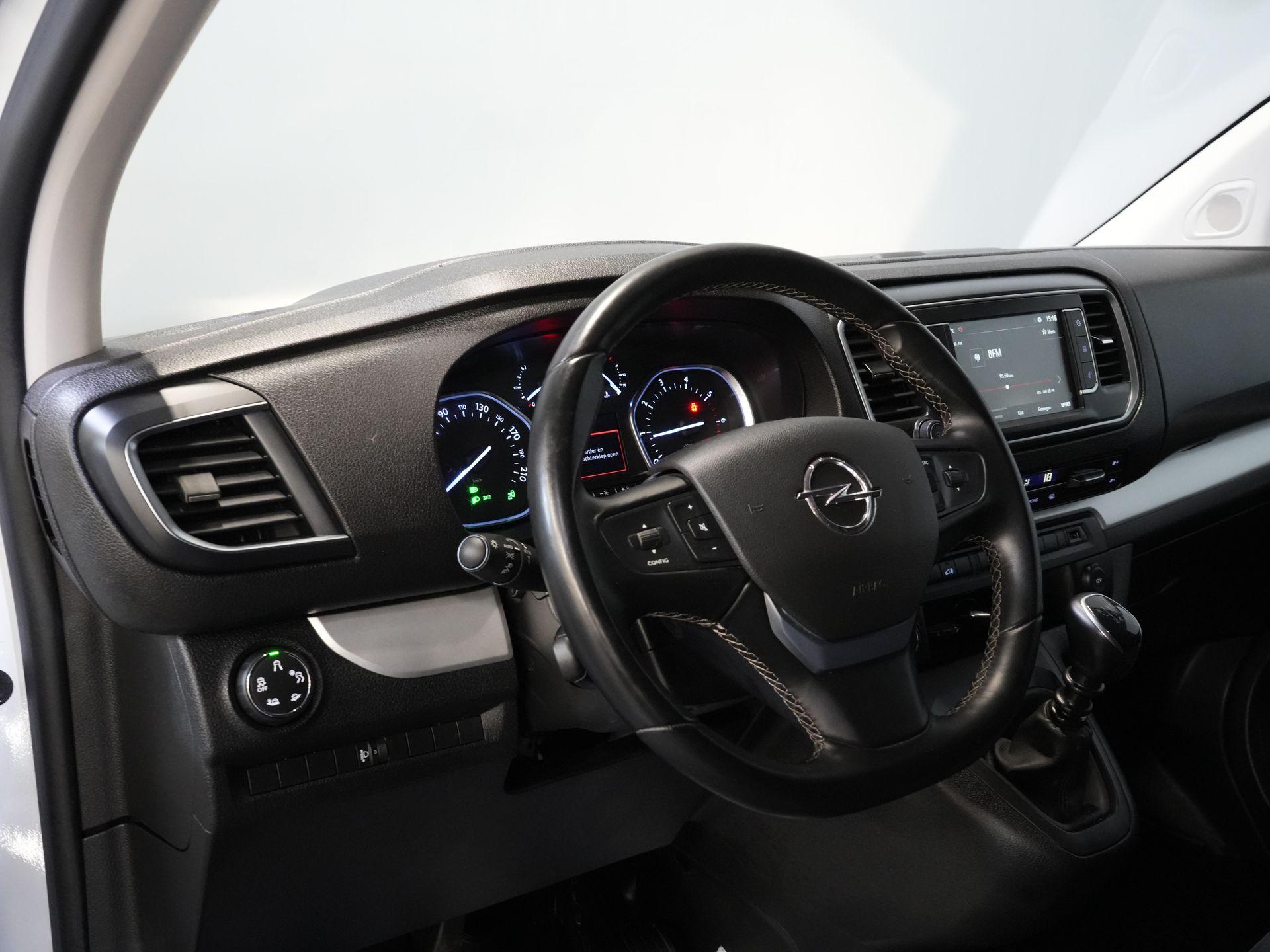 Opel Vivaro Bestelbus 2.0 CDTI 145 pk L3 Adapt.Cruise/ 2.5t Trekverm./ Carplay/ Keyless/ Climate/ Camera/ PDC