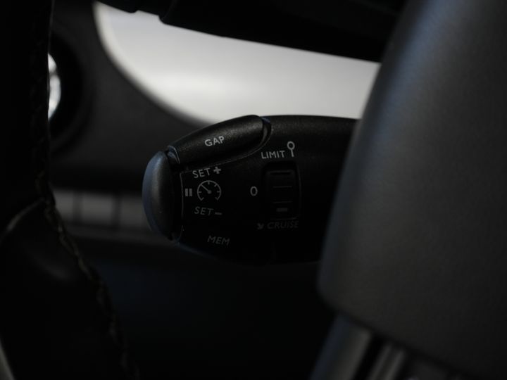 Opel Vivaro Bestelbus 2.0 CDTI 145 pk L3 Adapt.Cruise/ 2.5t Trekverm./ Carplay/ Keyless/ Climate/ Camera/ PDC