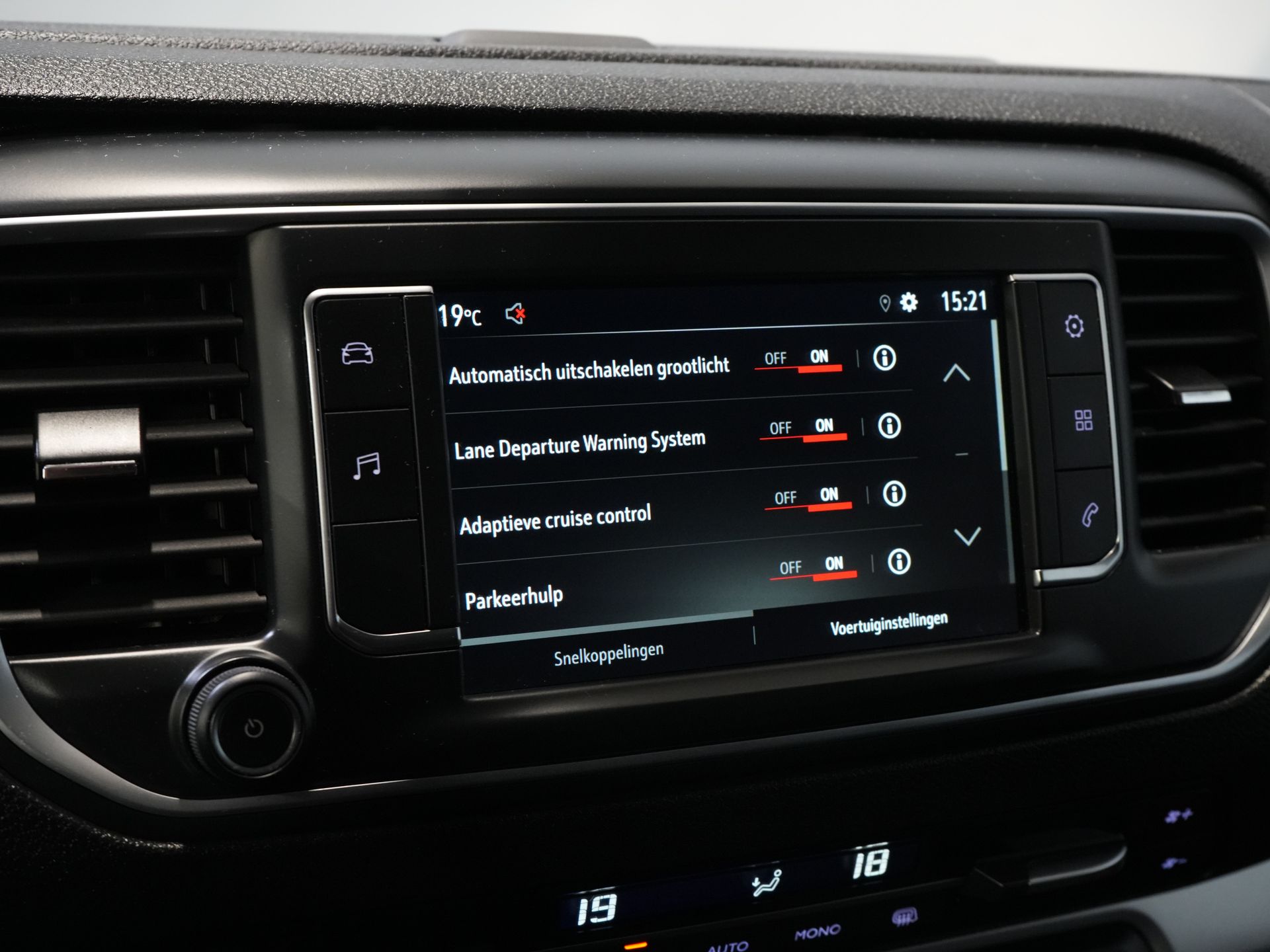 Opel Vivaro Bestelbus 2.0 CDTI 145 pk L3 Adapt.Cruise/ 2.5t Trekverm./ Carplay/ Keyless/ Climate/ Camera/ PDC