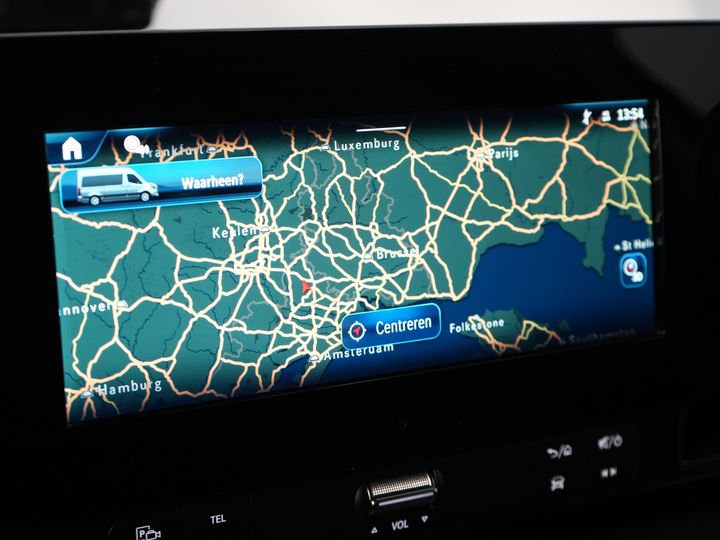 Mercedes-Benz Sprinter Furgoneta 317 1.9 CDI L2H2 Aut. FĂRĂ BPM! Scaun încălzit/ 270 Gr. Uși/ Scaune încălzite/ Navigație/ Cameră/ Cruise control/ Aer condiționat