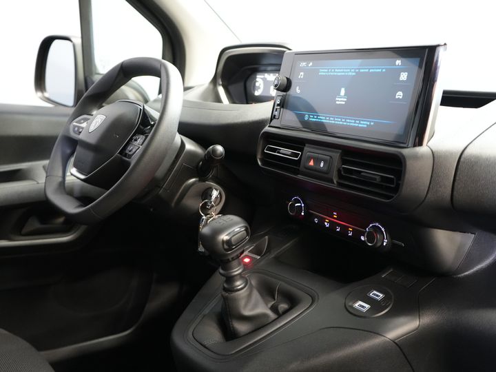 Peugeot Partner Van 1.5 HDi 100 к.с. L2 MARGE ZGAN Virtual Cockpit/ 3перс./ Carplay/ PDC/ Cruise/ Airco