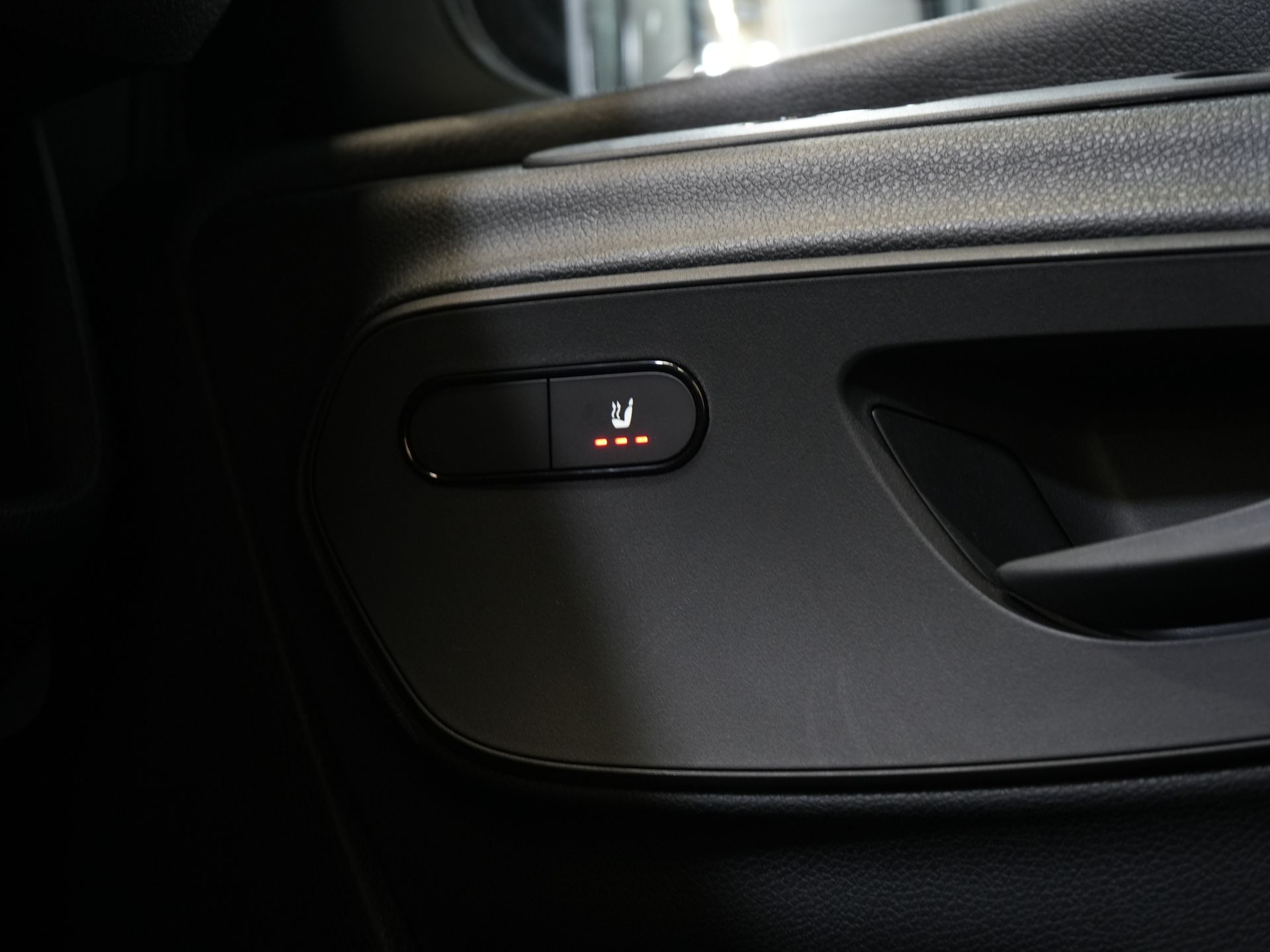 Mercedes-Benz Sprinter Фургон 317 Aut. L2H2 Без ПДВ! LED/ 270 Gr.Двері/ Посилене сидіння/ Підігрів сидінь/ Навігація/ Камера/ PDC/ Обшивка/ Круїз-контроль