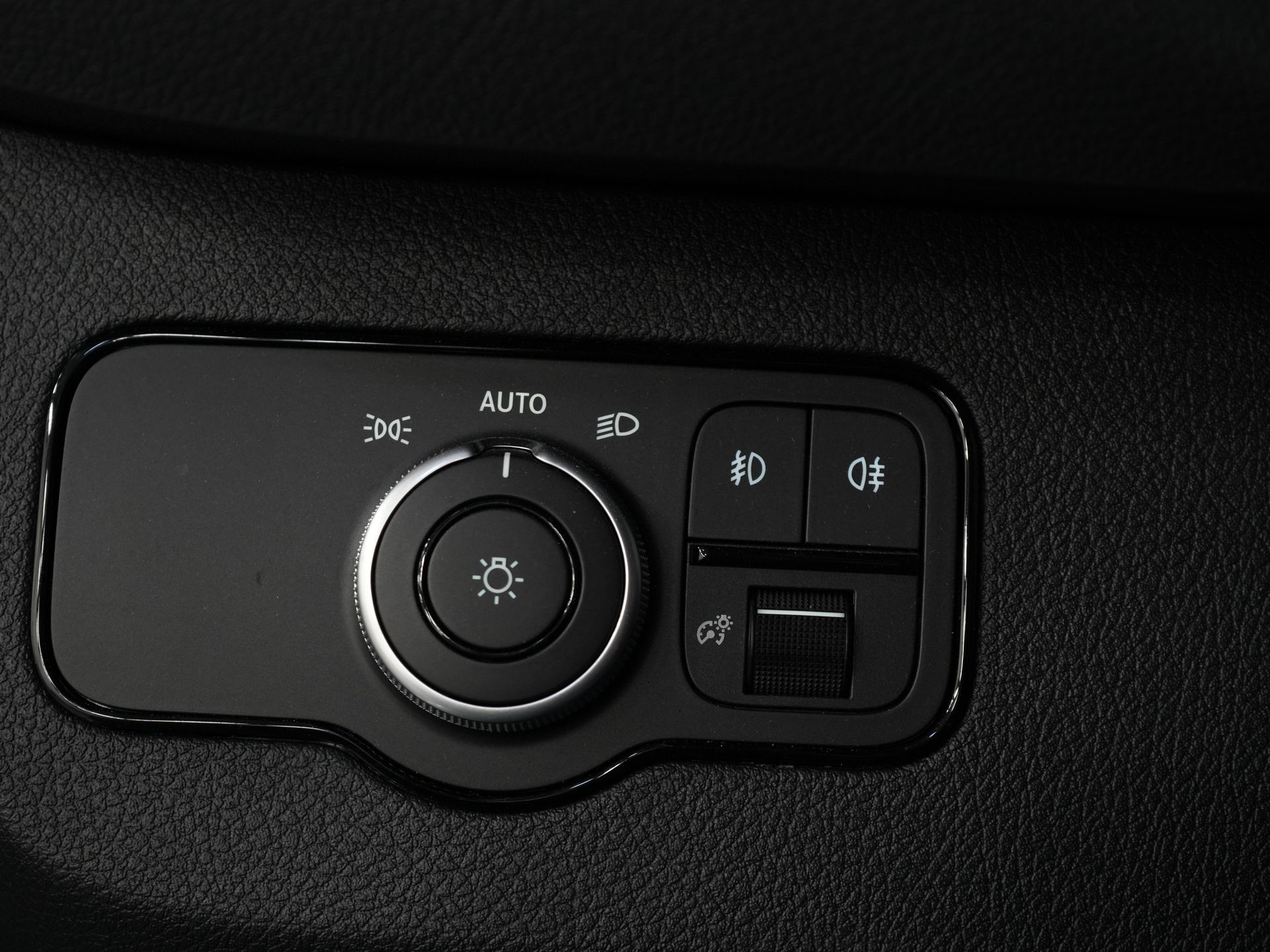 Mercedes-Benz Sprinter Фургон 317 Aut. L2H2 Без ПДВ! LED/ 270 Gr.Двері/ Посилене сидіння/ Підігрів сидінь/ Навігація/ Камера/ PDC/ Обшивка/ Круїз-контроль