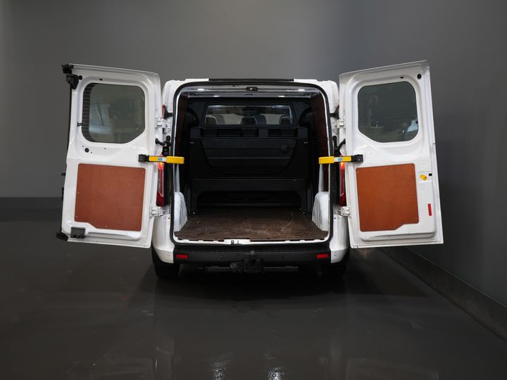 Ford Transit Custom Van 340 2.0 TDCI 130 hp L2 Double Cab DC BPM FREE! 6 Pers./ 2.8t Trekverm./ PDC/ Cruise/ Towbar/ Airco