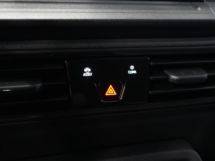 Volkswagen Caddy Cargo Furgone Maxi 2.0 TDI 125 CV DSG Aut. Riscaldamento autonomo/ Gancio di traino rimovibile/ Sedili riscaldabili/ Aria condizionata/ Cruise control/ Telecamera/ PDC