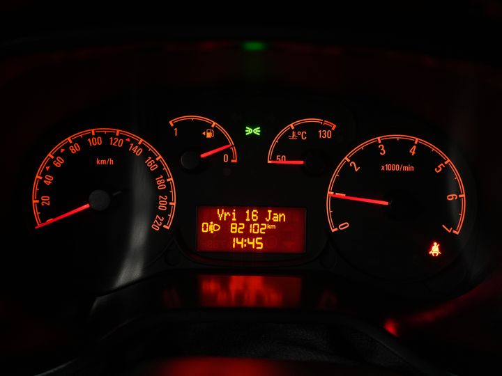 Opel Combo Furgoneta 1.3 CDTi 95 CV EURO6/ NL Auto/ Techo solar/ Aire acondicionado/ Control de crucero/ PDC