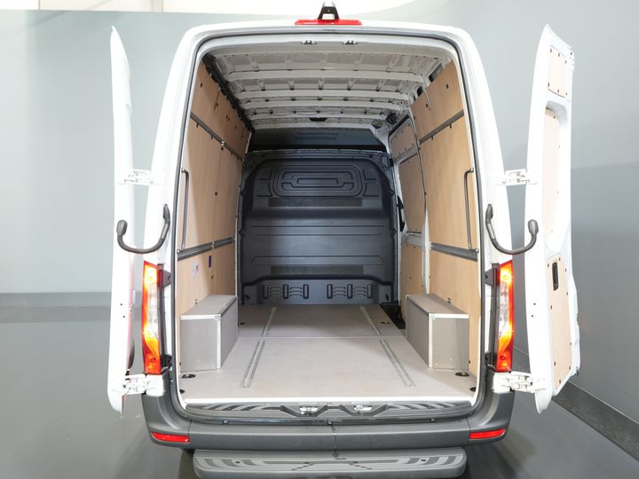 Mercedes-Benz Sprinter Bestelbus 317 CDI Aut. L2H2 BPM VRIJ! Gev.Stoel/ 270 Gr.Deuren/ Stoelverw./ Navi/ Camera/ Cruise/ Airco/ DAB